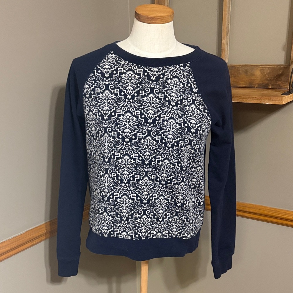 J.Crew Navy and White Patterned crewneck Sweatshirt size medium